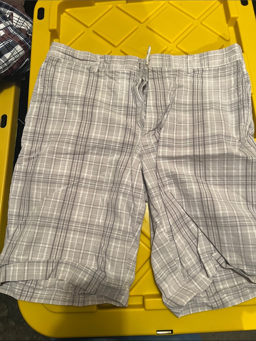Dockers Gray Plaid Flat-Front Men's Shorts